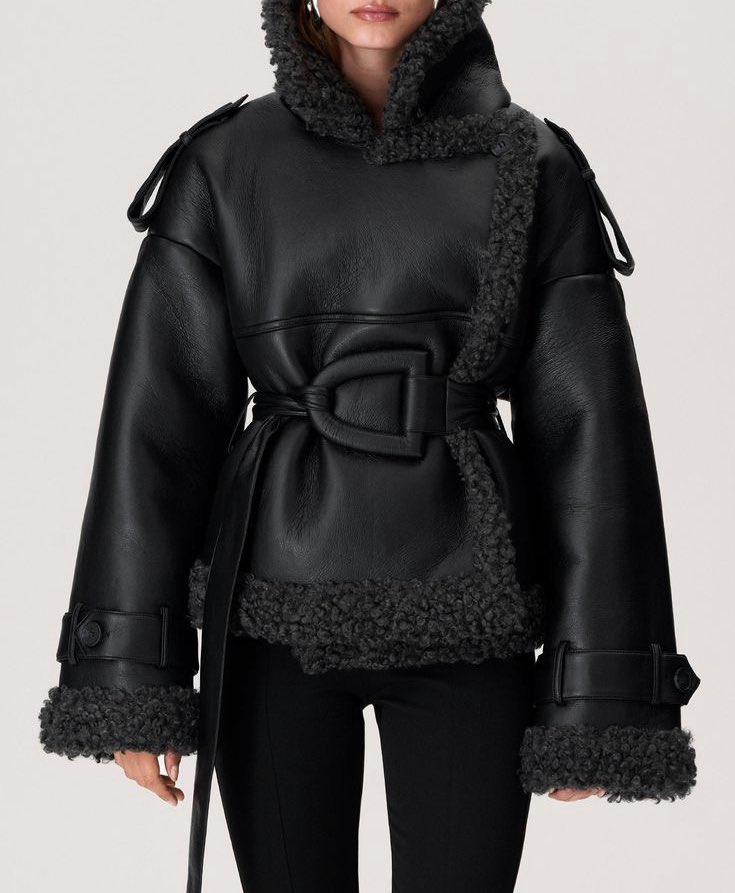 Black Aviator Jacket – Elegance and Warmth